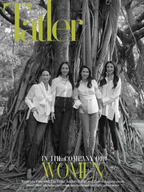 LEADING LADIES